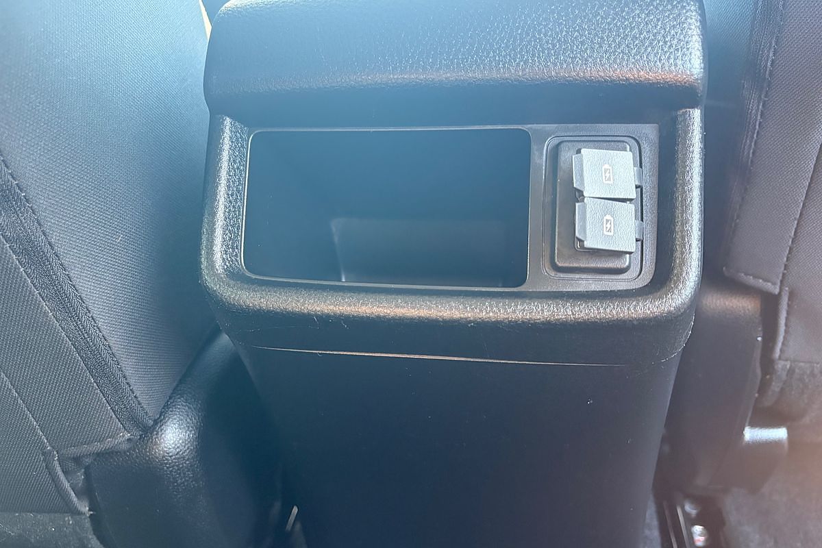 2022 Isuzu MU-X LS-U