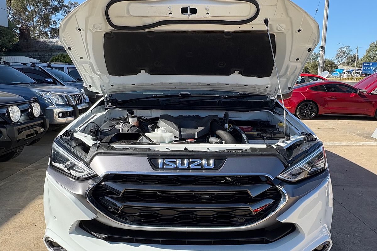 2022 Isuzu MU-X LS-U