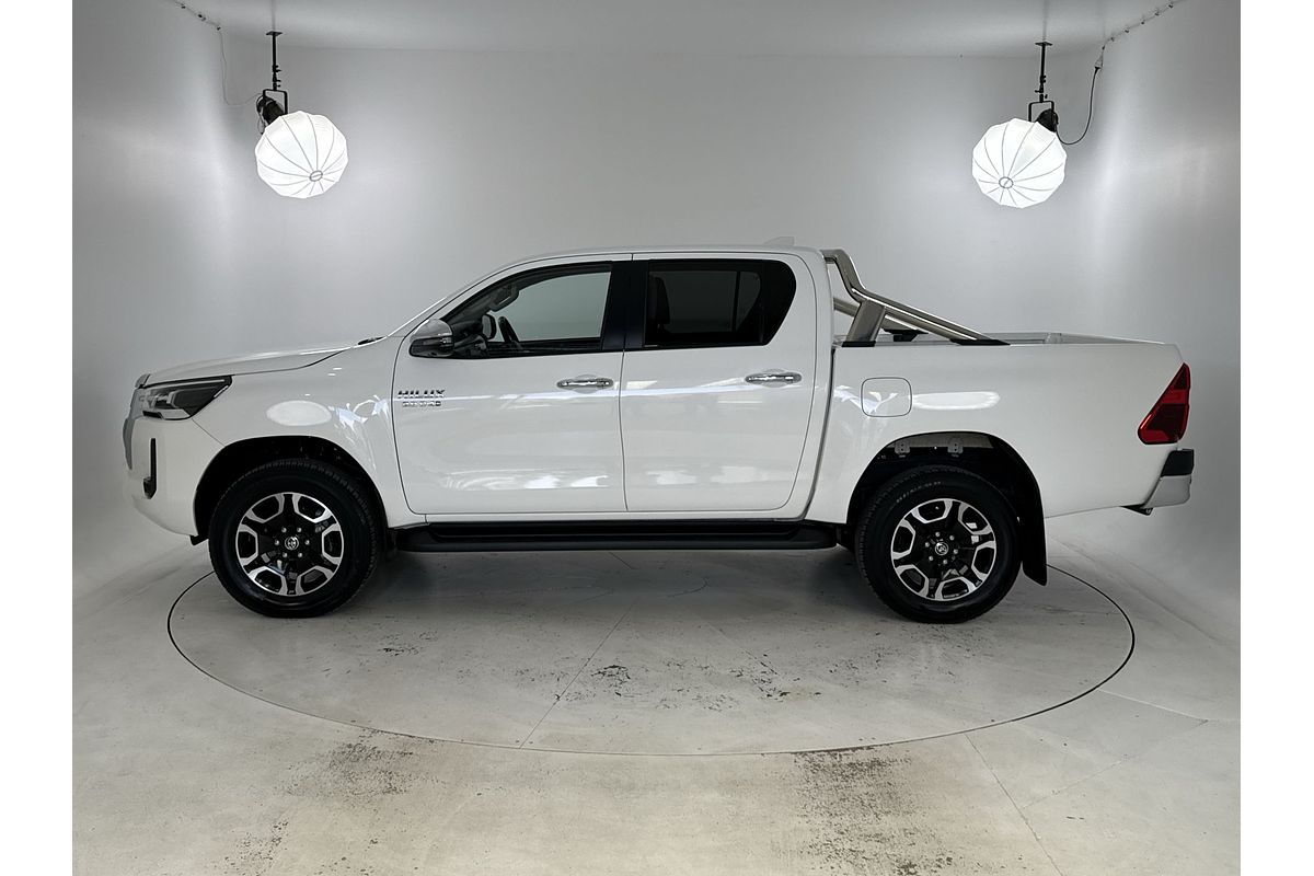 2023 Toyota Hilux SR5 GUN126R 4X4