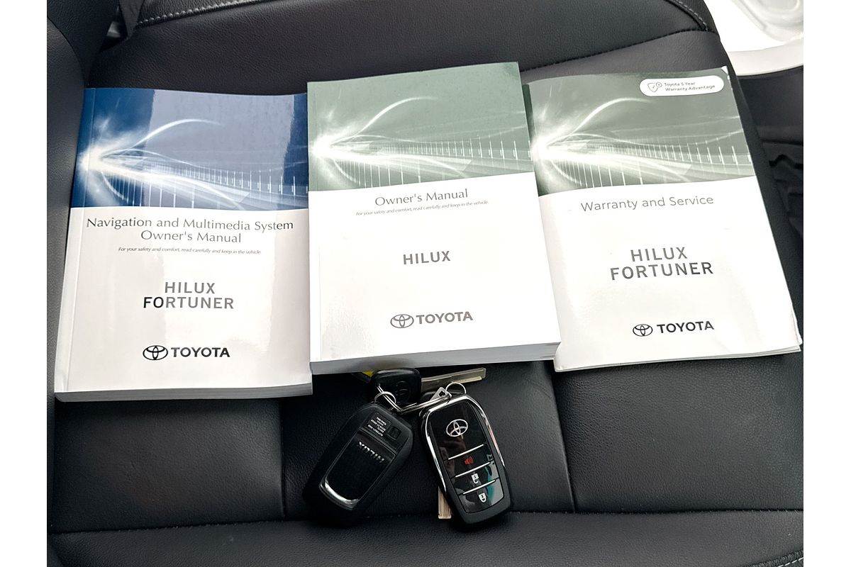 2023 Toyota Hilux SR5 GUN126R 4X4