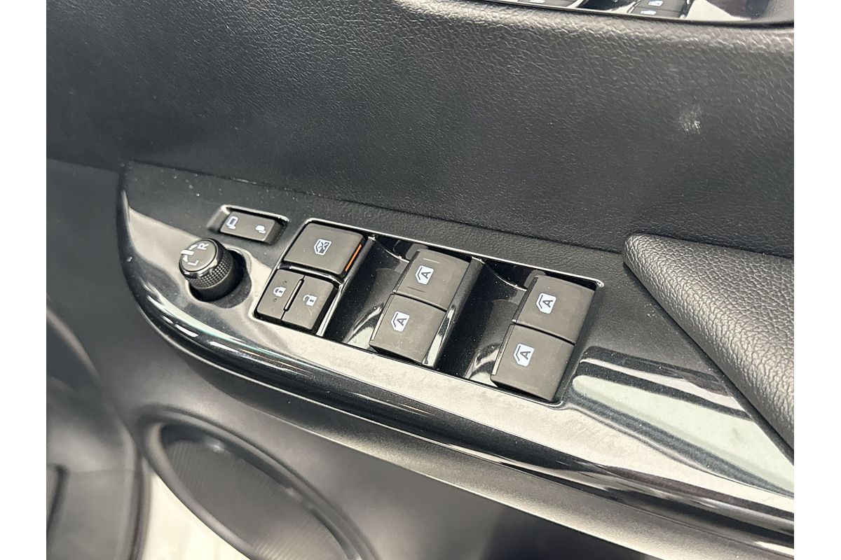 2023 Toyota Hilux SR5 GUN126R 4X4