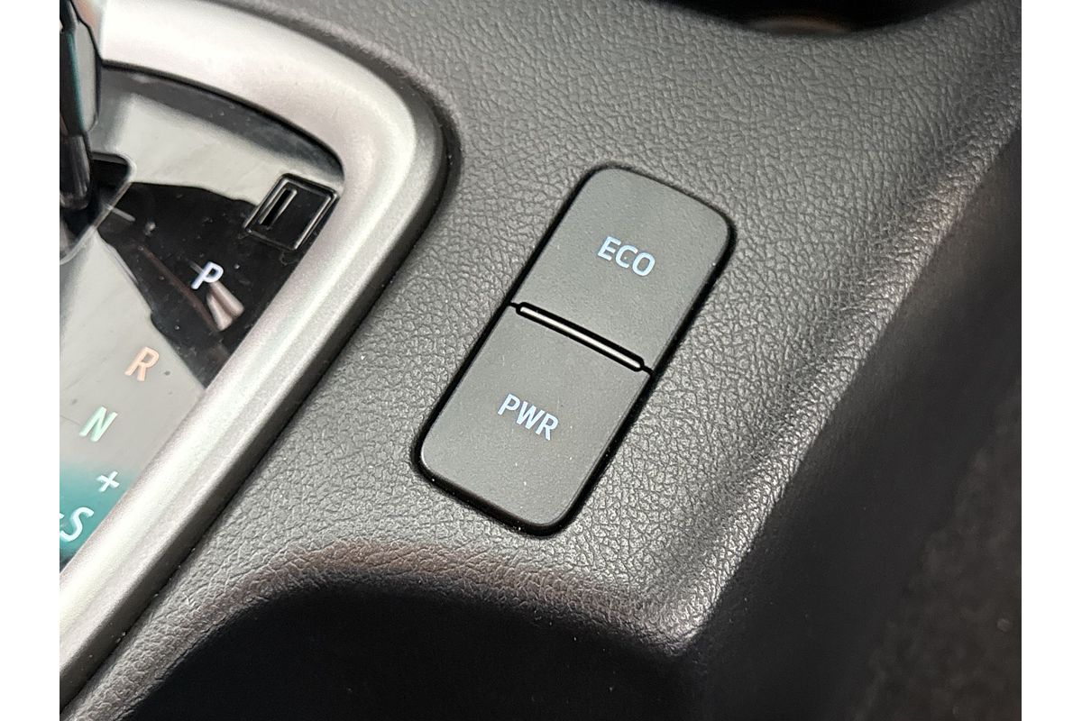 2023 Toyota Hilux SR5 GUN126R 4X4