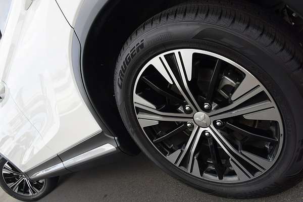 2017 Mitsubishi Eclipse Cross Exceed YA