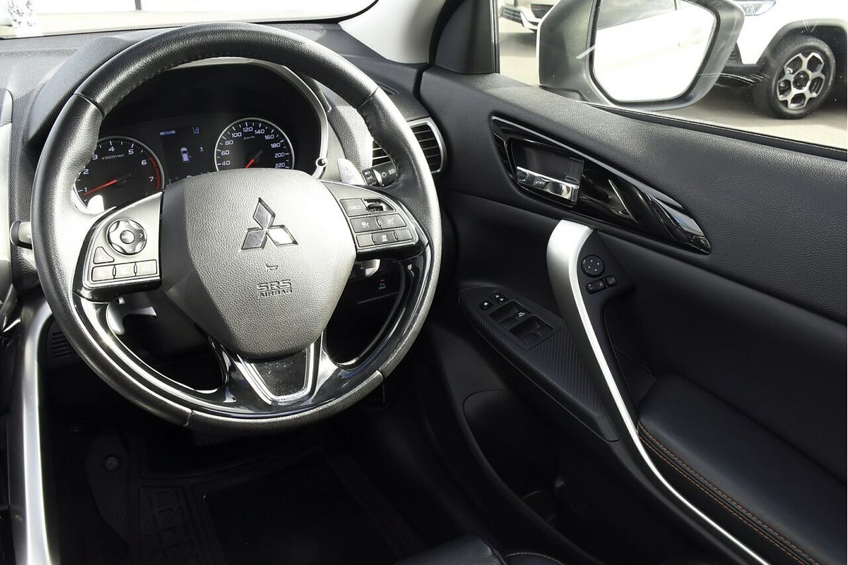 2017 Mitsubishi Eclipse Cross Exceed YA