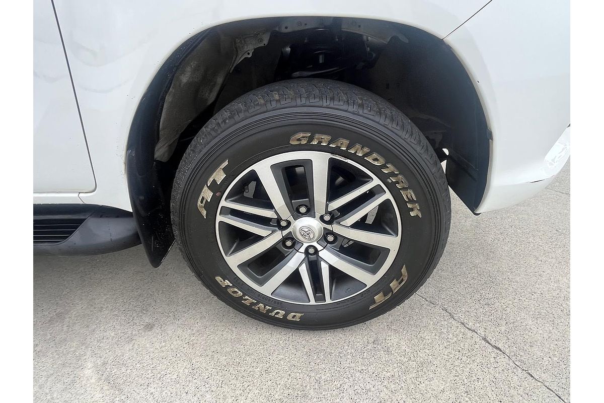 2017 Toyota Hilux SR5 GUN126R 4X4