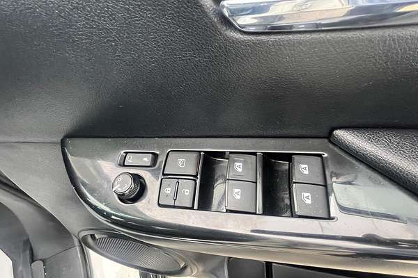 2017 Toyota Hilux SR5 GUN126R 4X4
