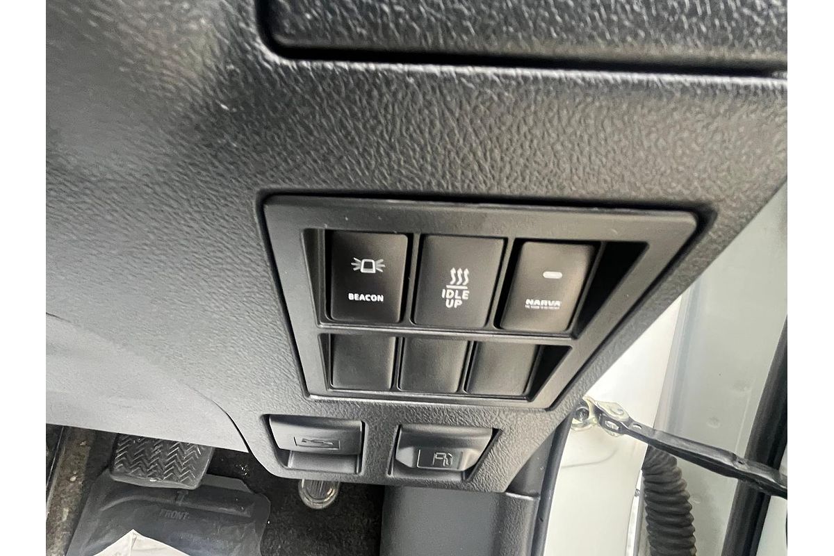 2017 Toyota Hilux SR5 GUN126R 4X4