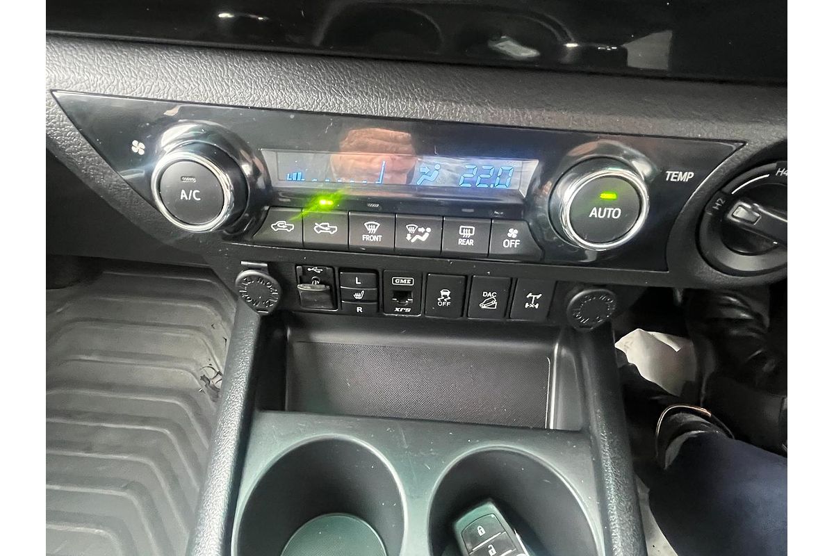 2017 Toyota Hilux SR5 GUN126R 4X4