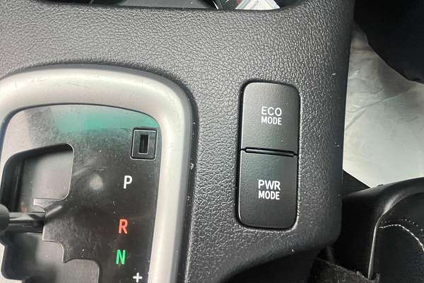 2017 Toyota Hilux SR5 GUN126R 4X4