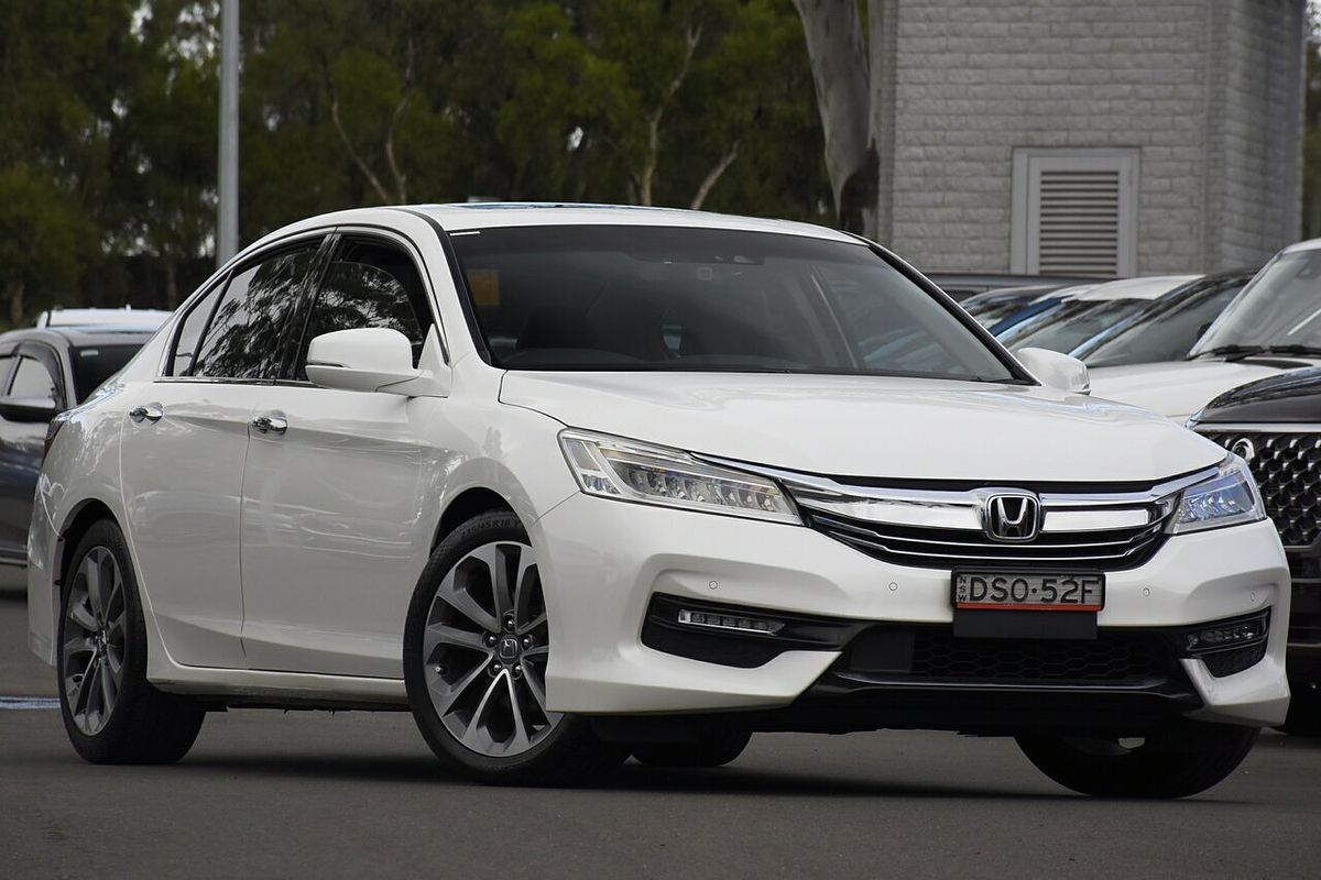 2017 Honda Accord VTi-L 9th Gen