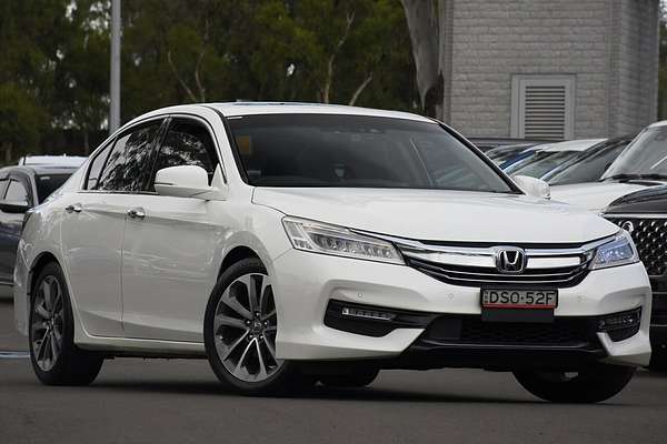 2017 Honda Accord VTi-L 9th Gen