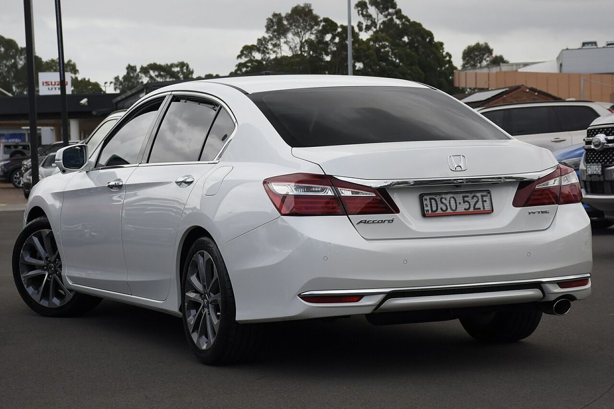 2017 Honda Accord VTi-L 9th Gen