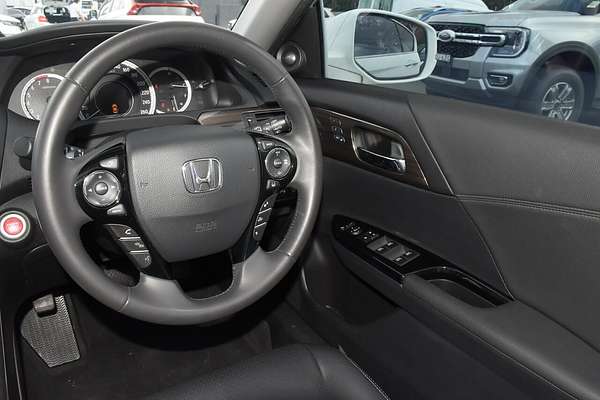 2017 Honda Accord VTi-L 9th Gen