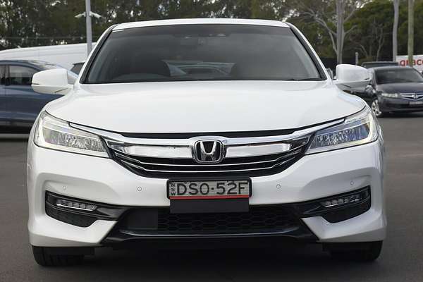 2017 Honda Accord VTi-L 9th Gen