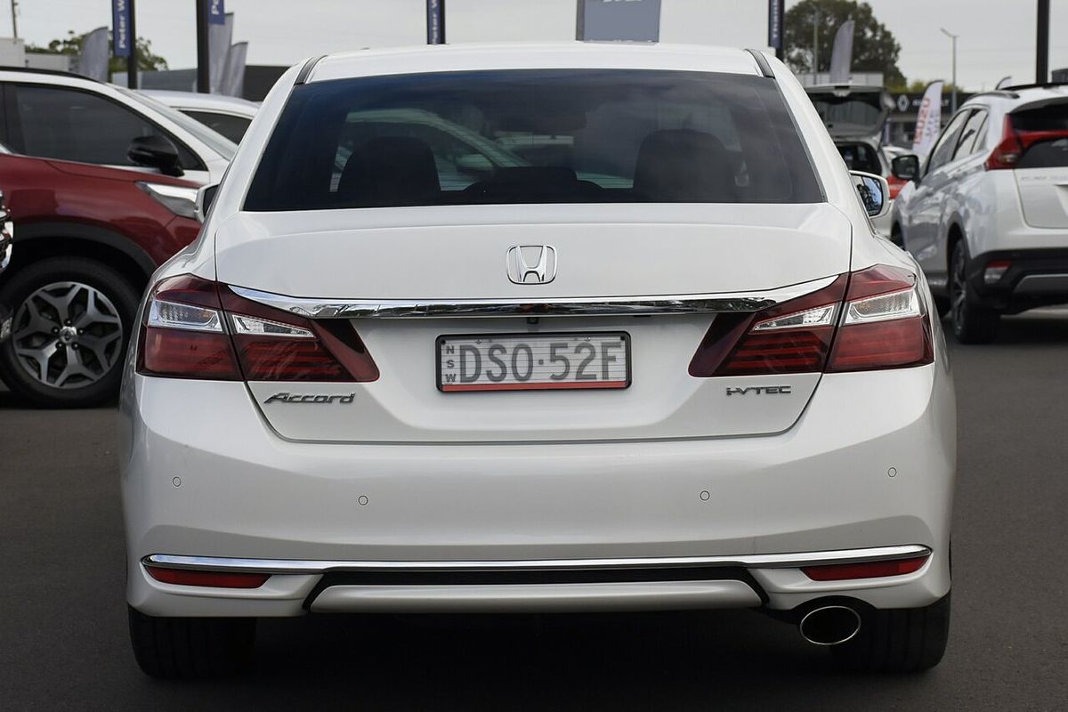 2017 Honda Accord VTi-L 9th Gen
