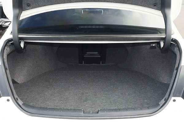 2017 Honda Accord VTi-L 9th Gen