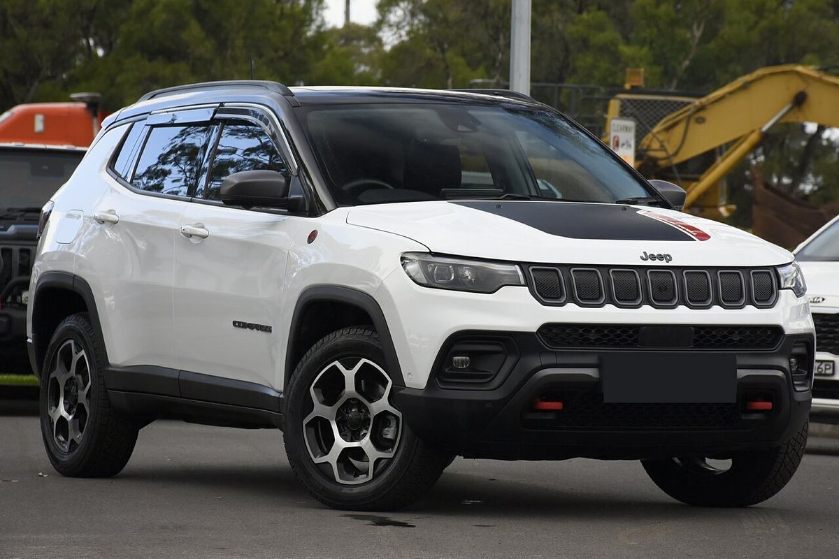 2022 Jeep Compass Trailhawk M6