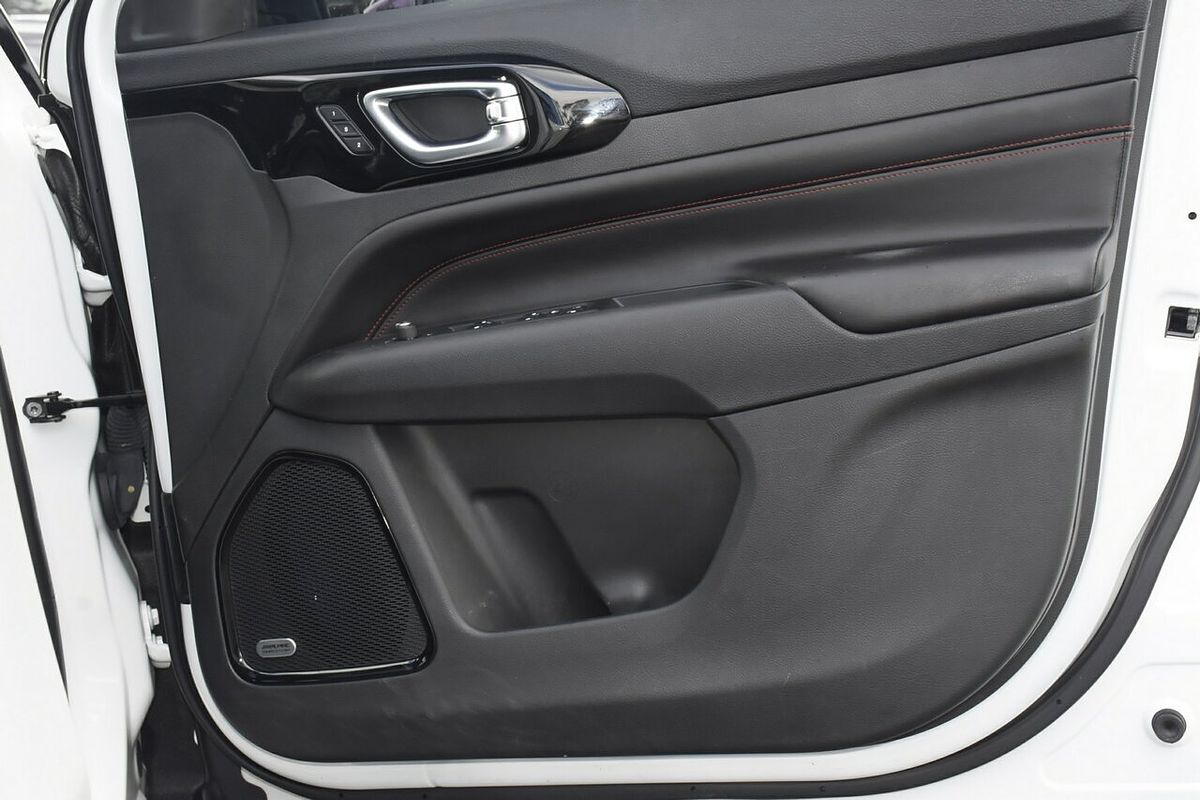 2022 Jeep Compass Trailhawk M6