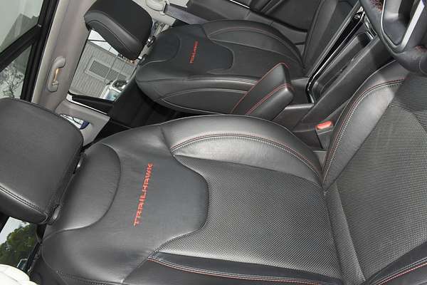 2022 Jeep Compass Trailhawk M6
