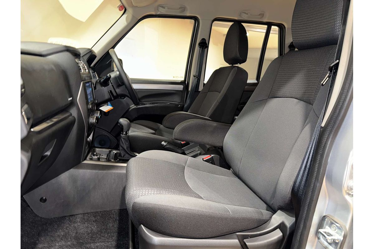 2023 Mahindra PIK-UP S11 4X4