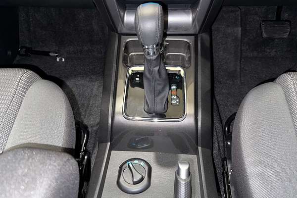 2023 Mahindra PIK-UP S11 4X4