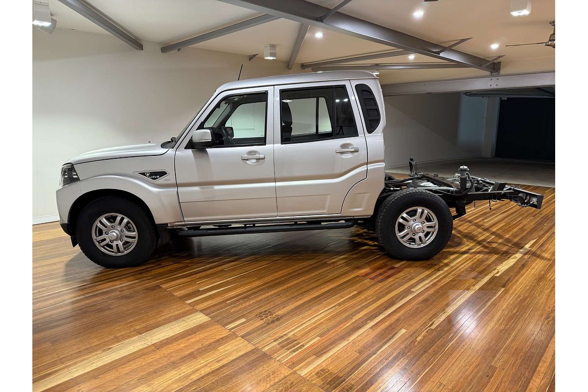 2023 Mahindra PIK-UP S11 4X4