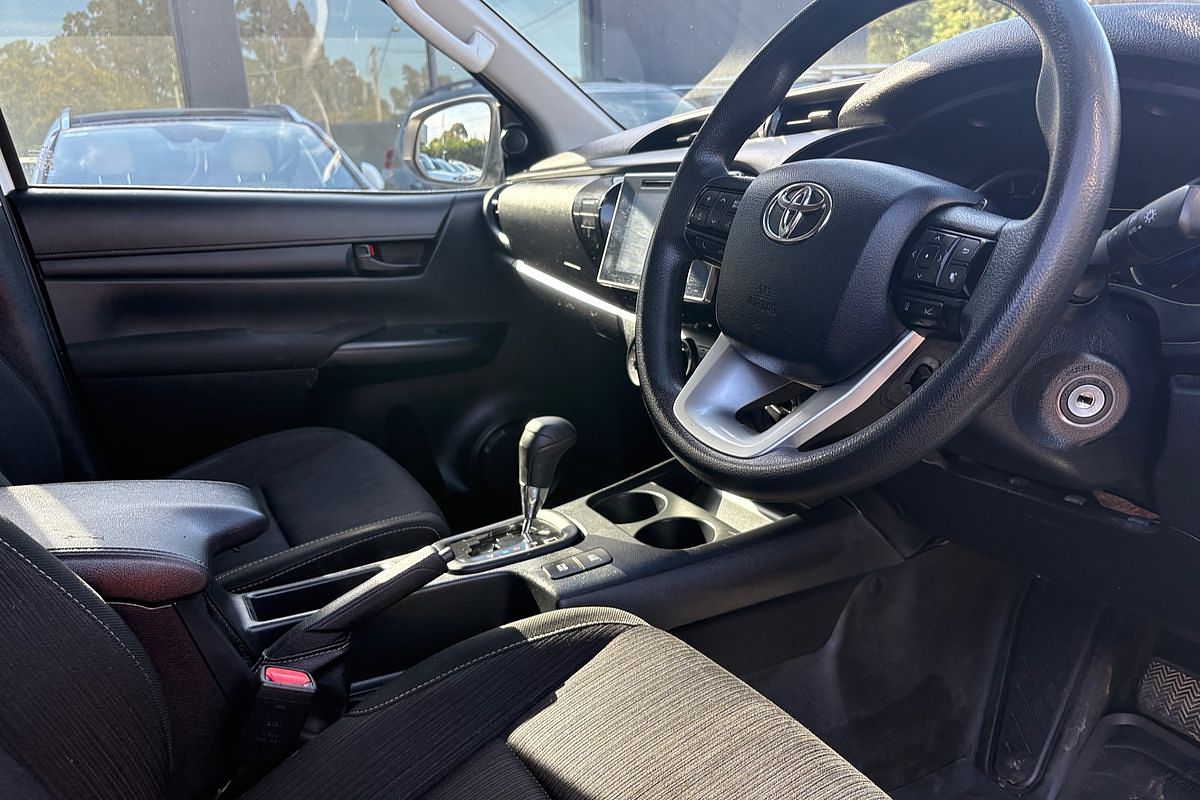 2019 Toyota Hilux SR GUN126R 4X4