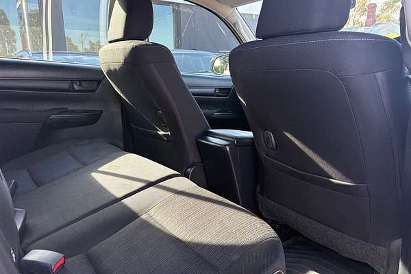 2019 Toyota Hilux SR GUN126R 4X4