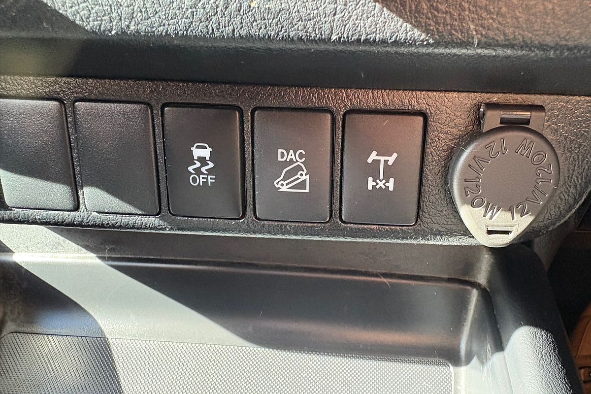 2019 Toyota Hilux SR GUN126R 4X4