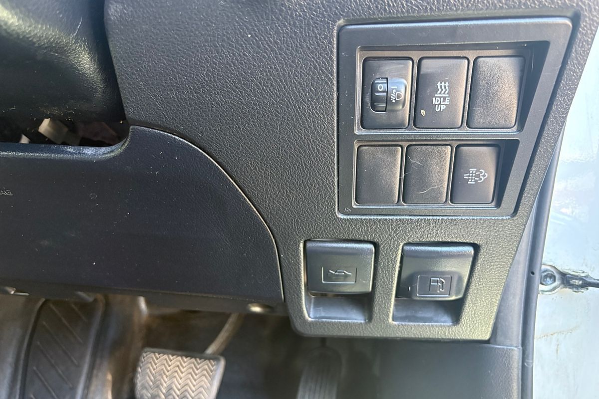 2019 Toyota Hilux SR GUN126R 4X4