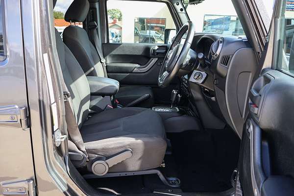 2018 Jeep Wrangler Unlimited Sport JK