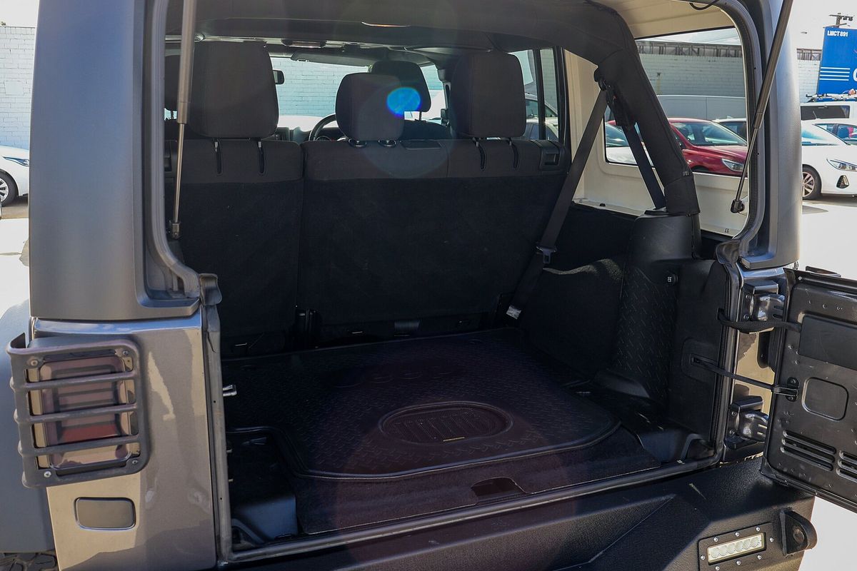 2018 Jeep Wrangler Unlimited Sport JK