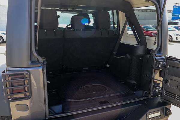 2018 Jeep Wrangler Unlimited Sport JK