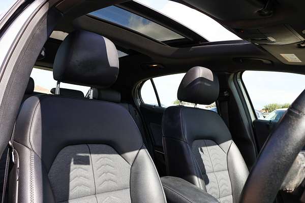 2019 Mercedes-Benz GLA-Class GLA180 X156