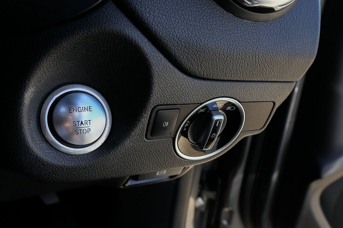 2019 Mercedes-Benz GLA-Class GLA180 X156