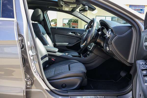 2019 Mercedes-Benz GLA-Class GLA180 X156