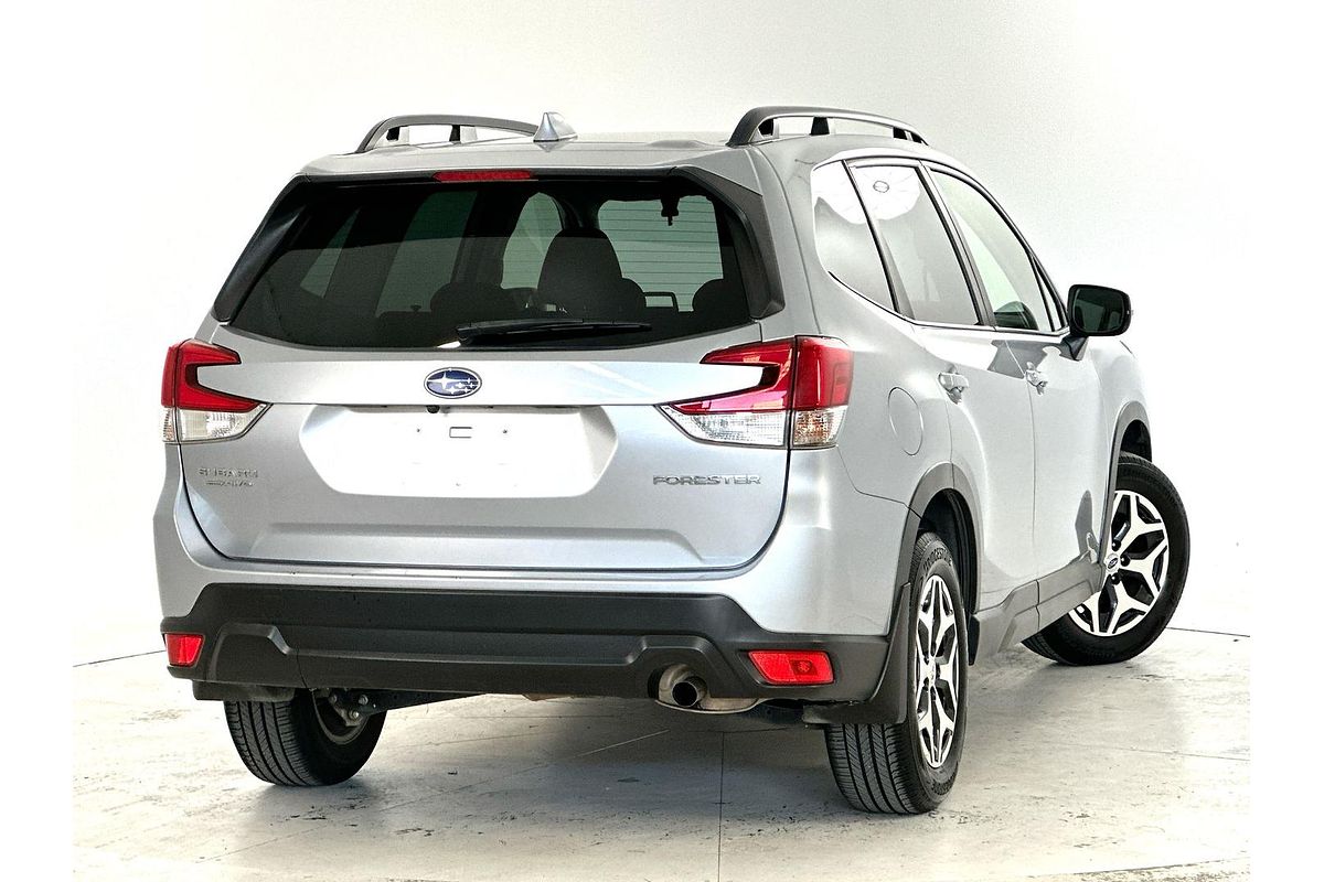 2022 Subaru Forester 2.5i S5