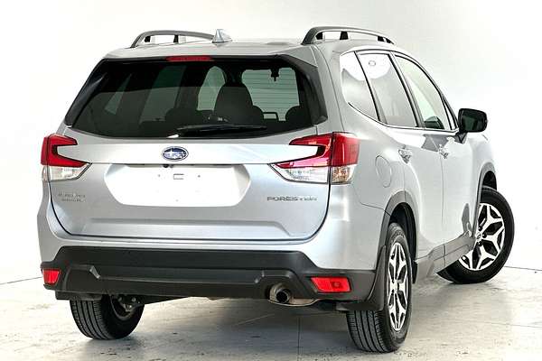 2022 Subaru Forester 2.5i S5