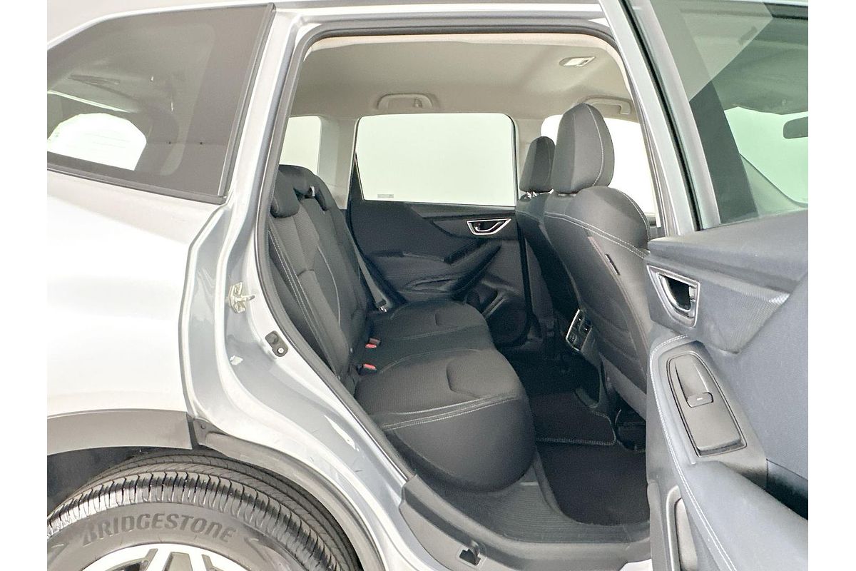 2022 Subaru Forester 2.5i S5