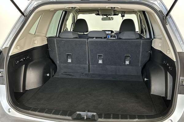 2022 Subaru Forester 2.5i S5