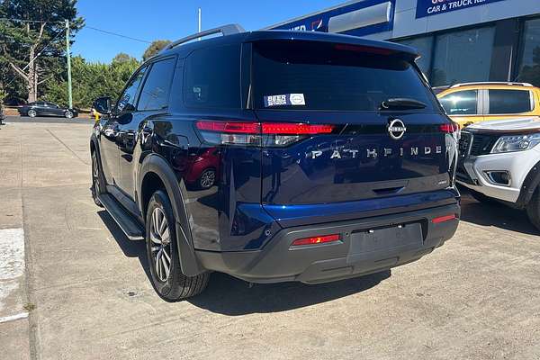 2022 Nissan Pathfinder Ti R53
