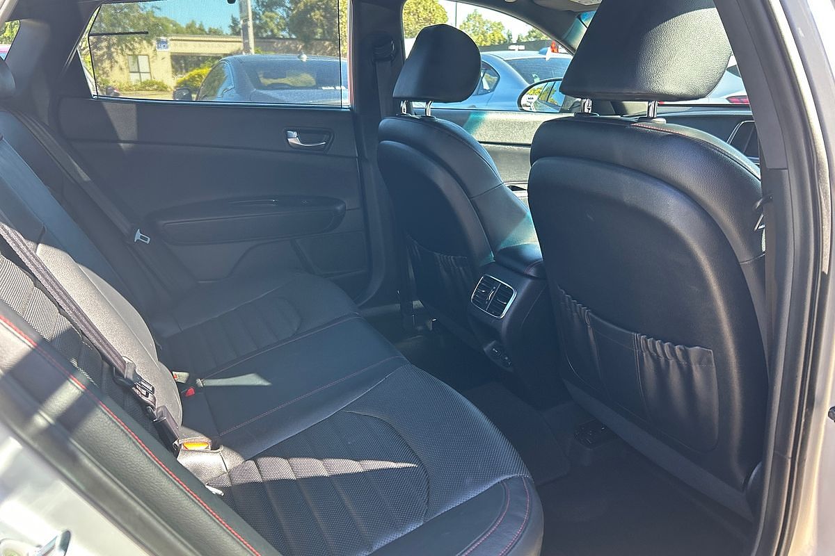 2017 Kia Optima GT JF
