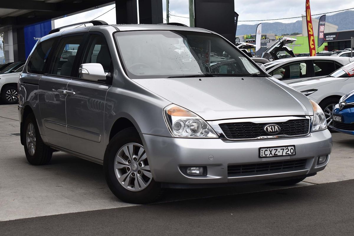 2013 Kia Grand Carnival Si VQ