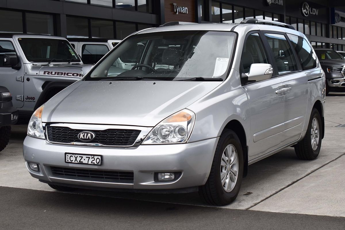 2013 Kia Grand Carnival Si VQ