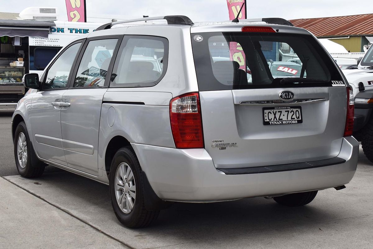 2013 Kia Grand Carnival Si VQ