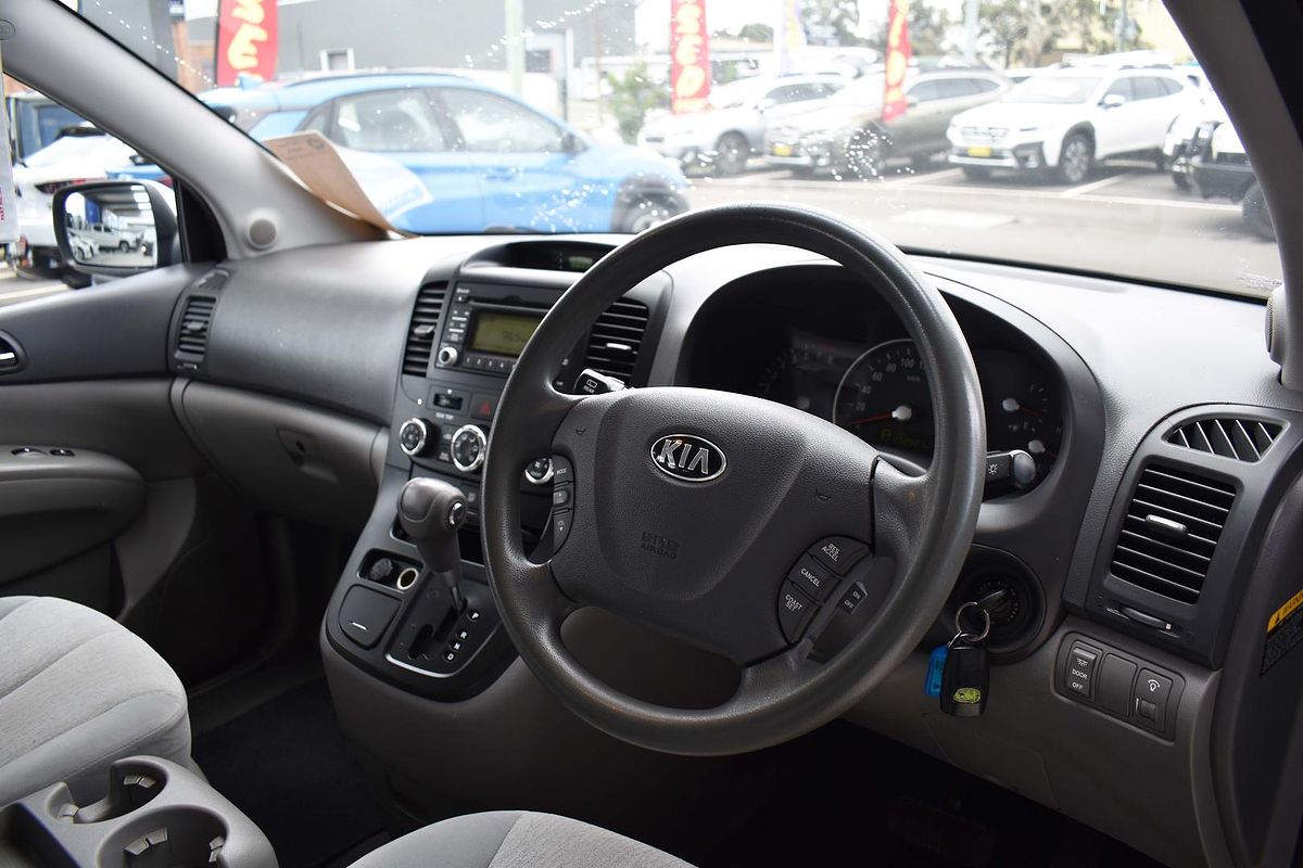 2013 Kia Grand Carnival Si VQ