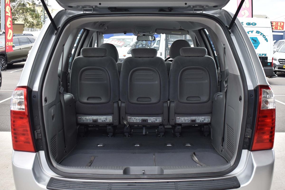 2013 Kia Grand Carnival Si VQ