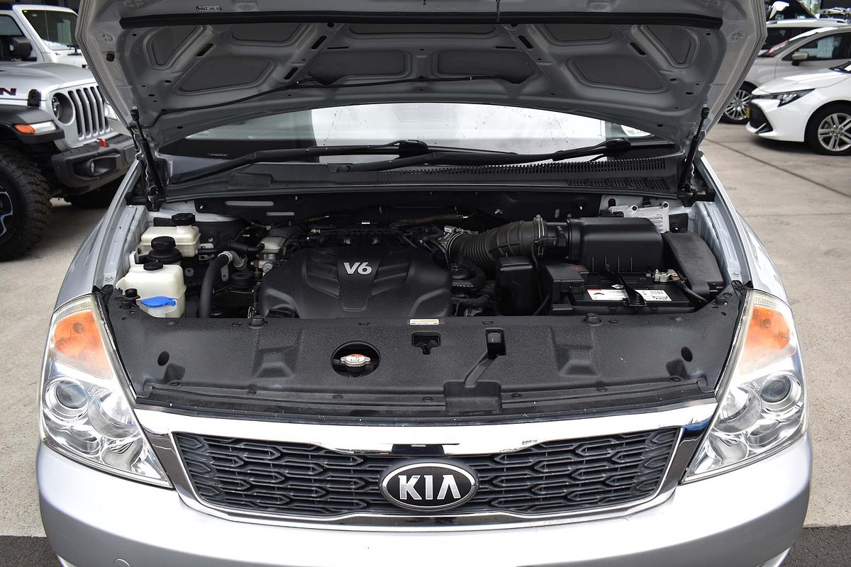 2013 Kia Grand Carnival Si VQ