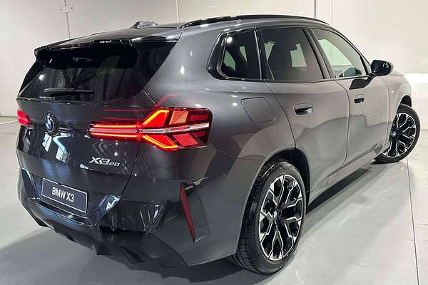 2025 BMW X3 20 xDrive G45