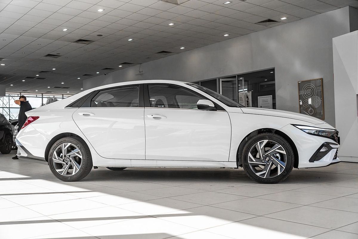 2025 Hyundai i30 Elite CN7.V2